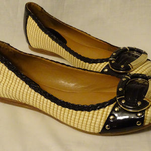 Antonio Melani Flats